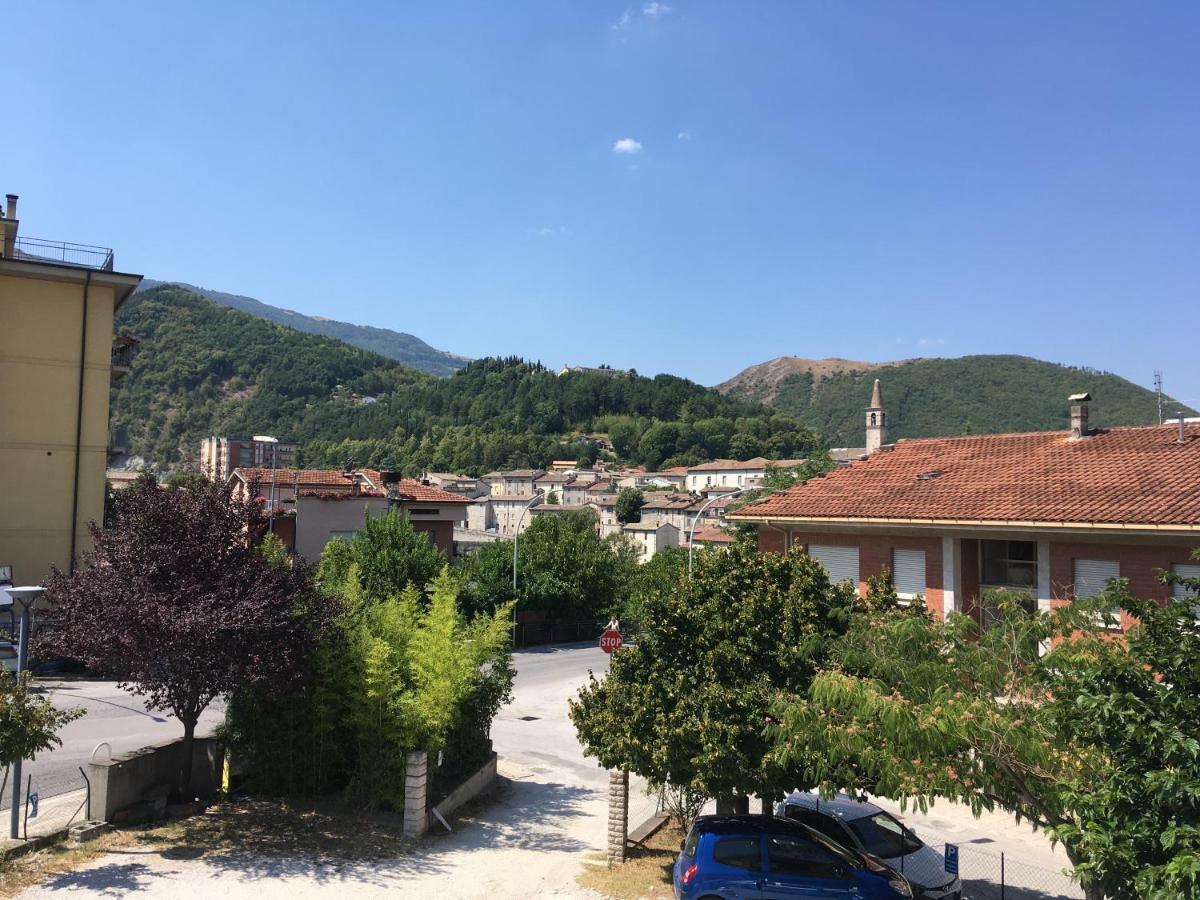Bed&Breakfast La Rosa Rossa Cagli Exterior foto
