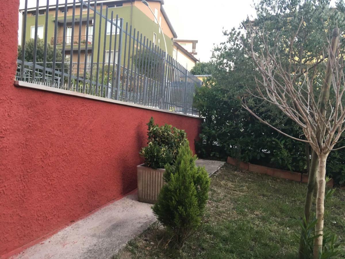 Bed&Breakfast La Rosa Rossa Cagli Exterior foto