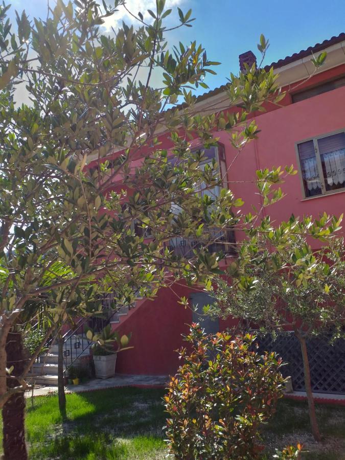 Bed&Breakfast La Rosa Rossa Cagli Exterior foto